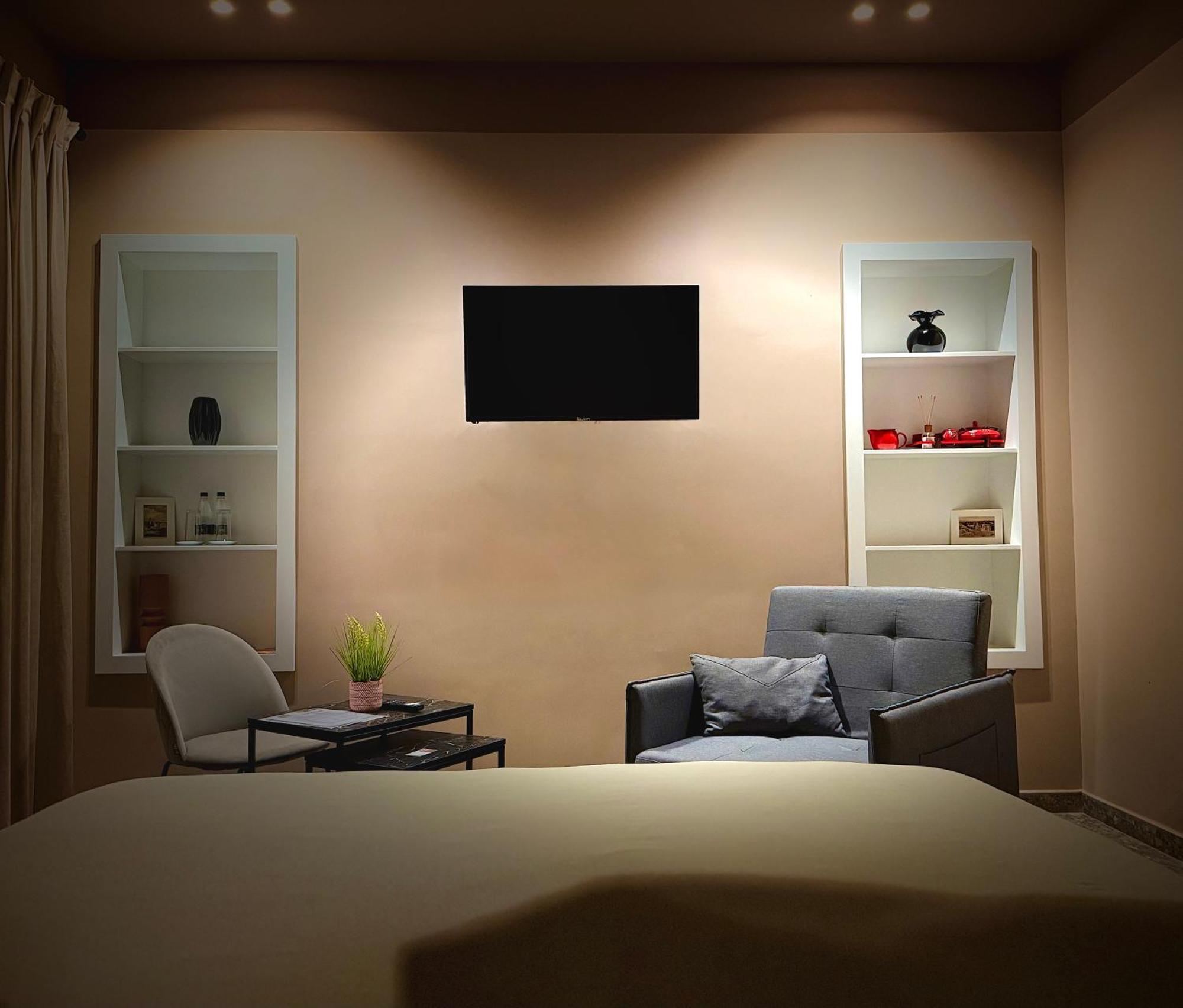 Rex Hotel Boutique Tiranë Ngoại thất bức ảnh