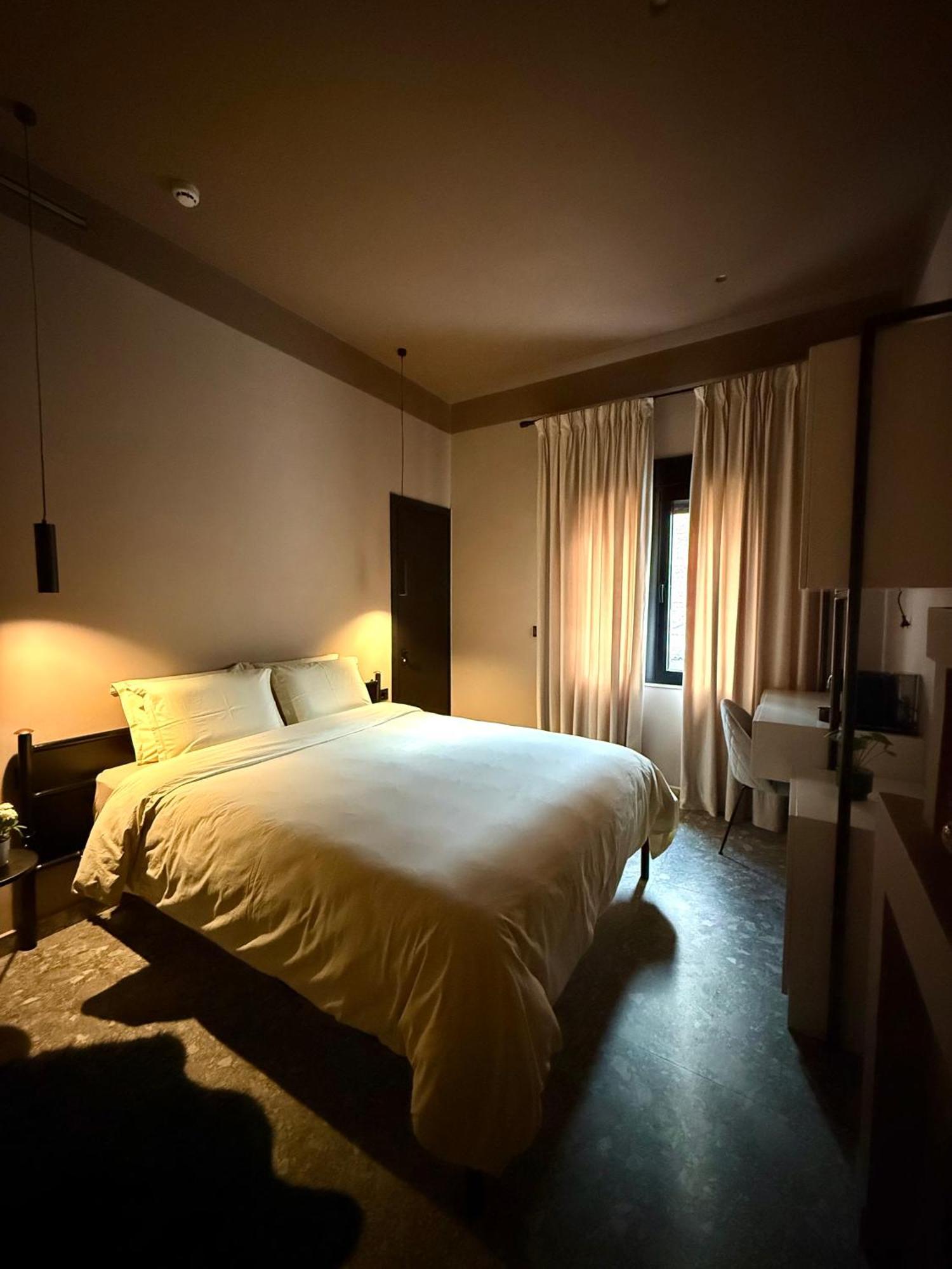 Rex Hotel Boutique Tiranë Ngoại thất bức ảnh