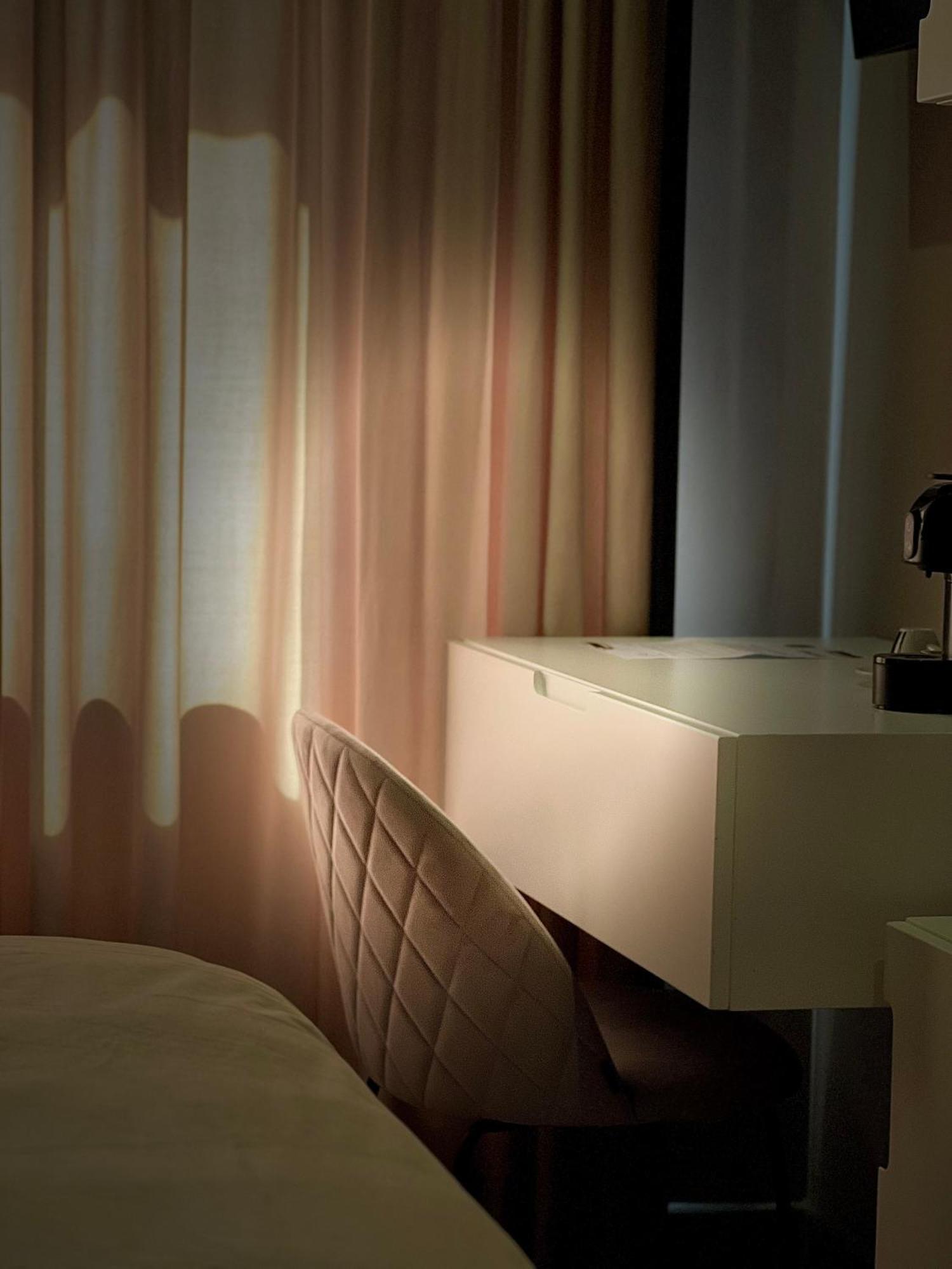 Rex Hotel Boutique Tiranë Ngoại thất bức ảnh