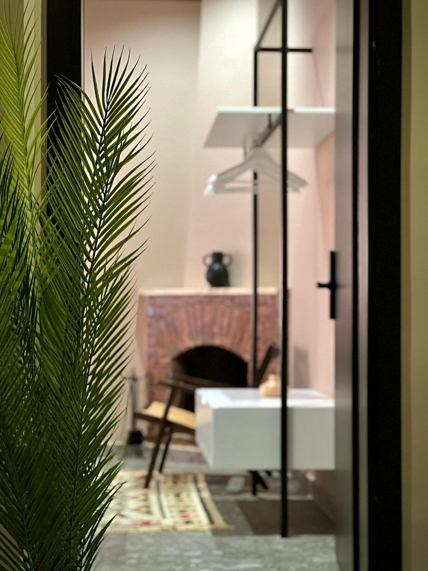 Rex Hotel Boutique Tiranë Ngoại thất bức ảnh
