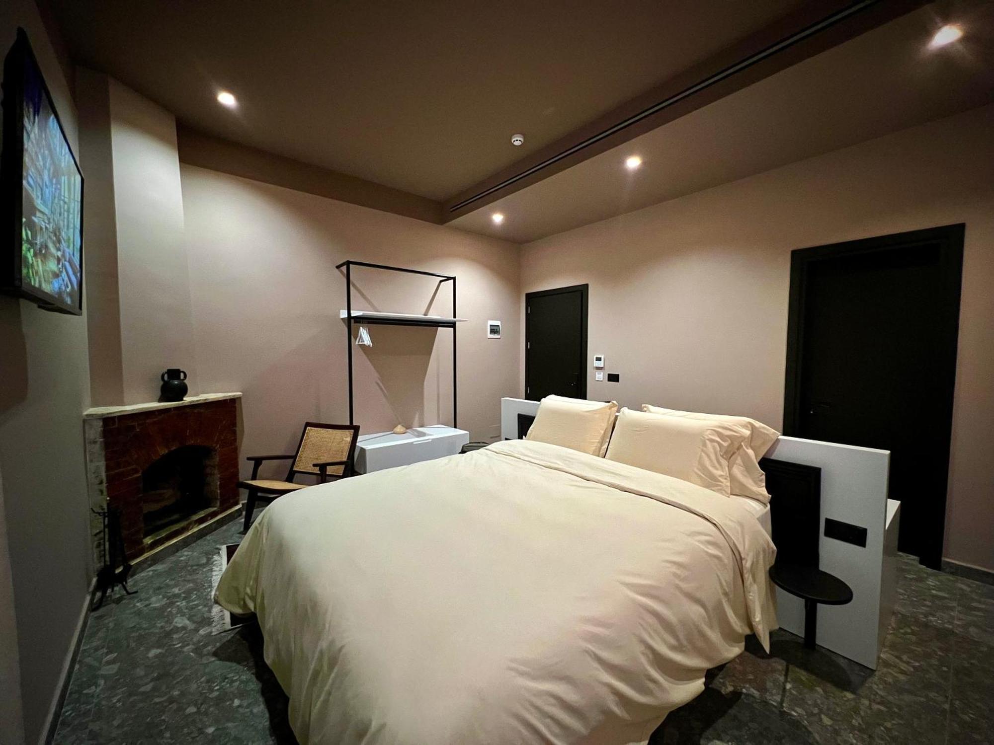 Rex Hotel Boutique Tiranë Ngoại thất bức ảnh