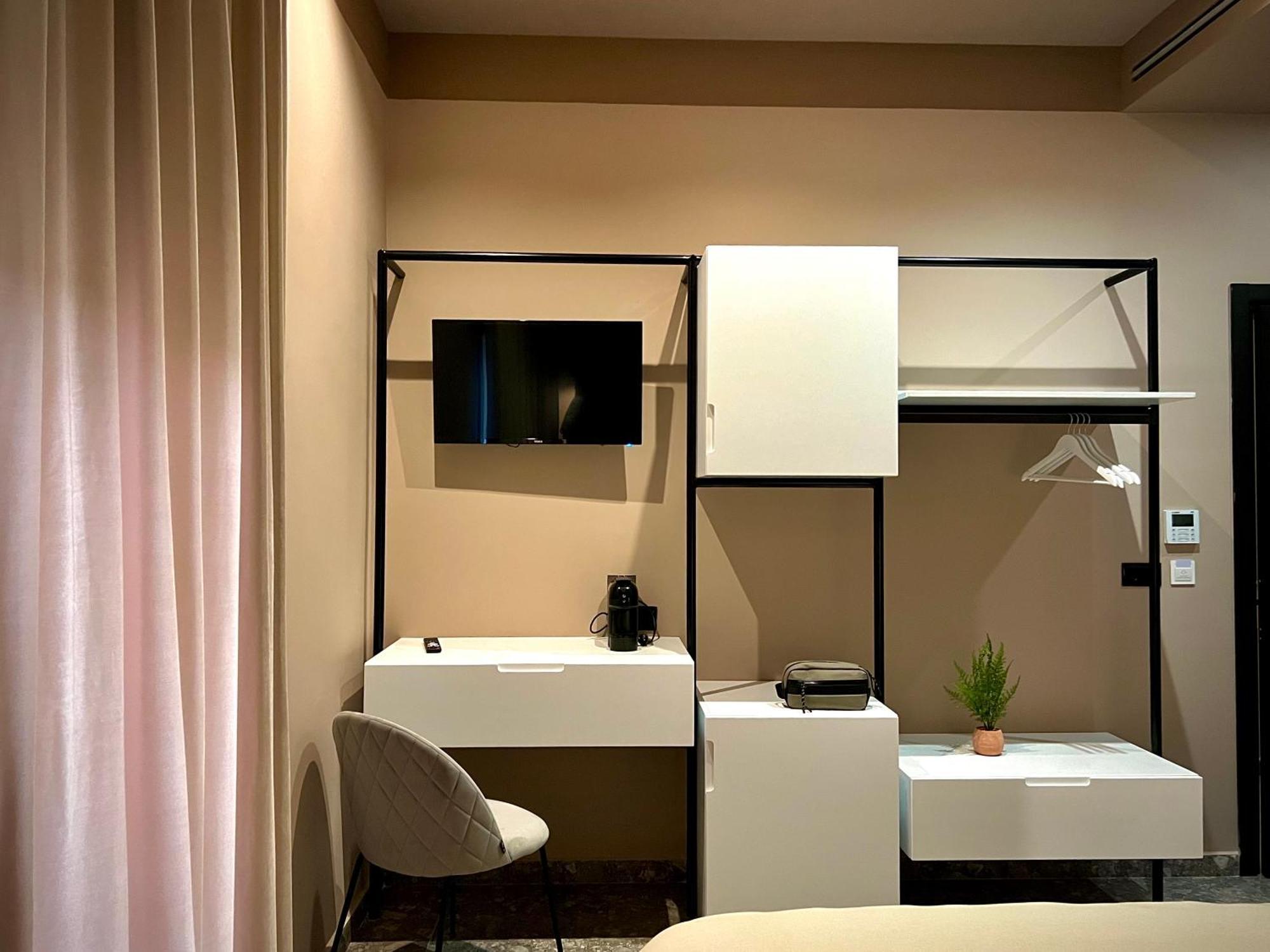 Rex Hotel Boutique Tiranë Ngoại thất bức ảnh