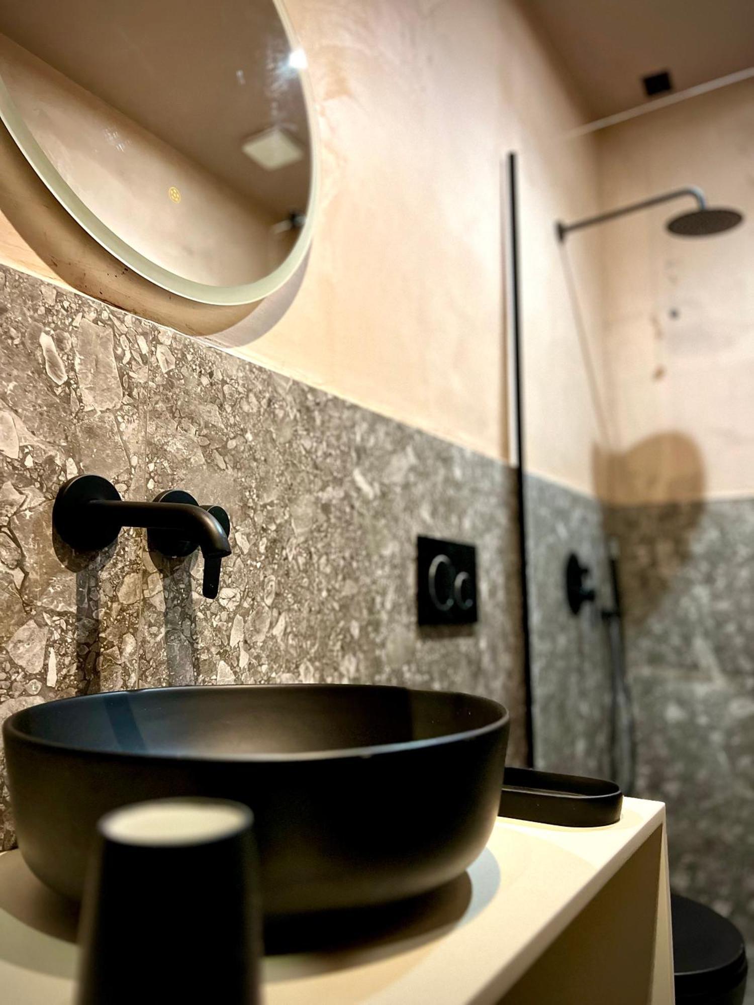 Rex Hotel Boutique Tiranë Ngoại thất bức ảnh